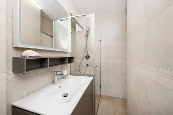 Ground floor bathroom